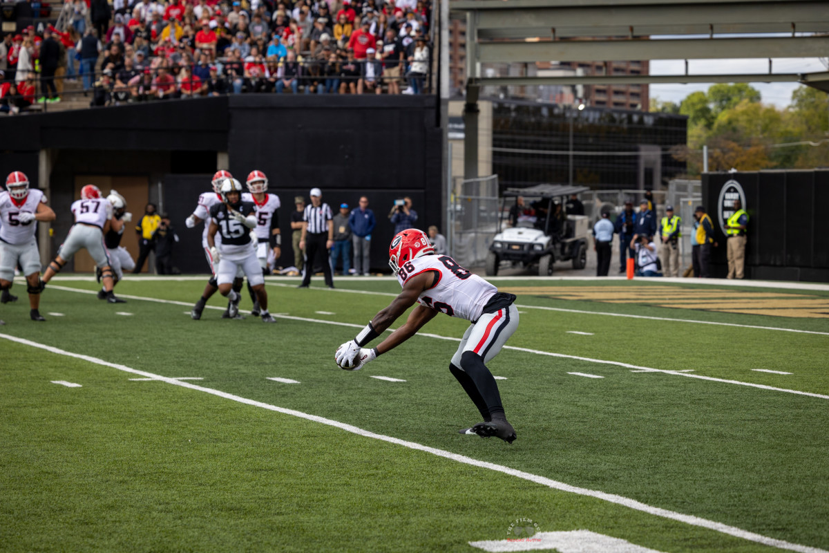 WR, Dillon Bell
